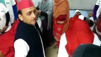 ଡାକ୍ତରଙ୍କୁ ‘ବିଜେପି-ଆରଏସ୍‌ଏସ୍‌’ କହି ତଡ଼ିଦେଲେ ଅଖିଲେଶ