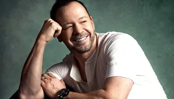 ୫ ହଜାର ଟଙ୍କାର ଖାଦ୍ୟ ଖାଇ ଦେଢ଼ ଲକ୍ଷ ଟଙ୍କାର ଟିପ୍‌ ଦେଲେ