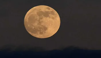 ଶୁକ୍ରବାର ଲାଗିବ ବର୍ଷର ପ୍ରଥମ ଚନ୍ଦ୍ର ଗ୍ରହଣ