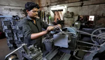 ୮ ବର୍ଷ ପରେ ମାନ୍ୟୁଫାକ୍‌ଚରିଂ ଅଭିବୃଦ୍ଧି ଶୀର୍ଷରେ, ବଢ଼ିଛି ଚାହିଦା