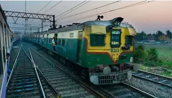 ରେଲୱେର ଖାଲି ପଡ଼ିଥିବା ୫୭୦ ପଦ ପାଇଁ ବିଜ୍ଞପ୍ତି ପ୍ରକାଶ, ଯୋଗ୍ୟତା ମାଟ୍ରିକ୍‌