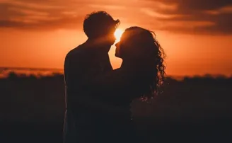 ଲକ୍‌ଡାଉନରେ ଲଭ୍, ବଢ଼ିଲା କଣ୍ଡୋମ, ମାସ୍କର ଅନ୍ ଲାଇନ୍ ବିକ୍ରି