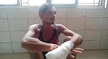 ଅଙ୍ଗୁଳି କାଟିଲେ ଚିକିତ୍ସିତ ଯୁବକ