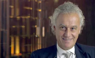 ‘ଦେଶର ଅର୍ଥନୀତି ପାଇଁ କରୋନା ଅପେକ୍ଷା ଲକଡାଉନ୍ ଅଧିକ ବିପଦ’