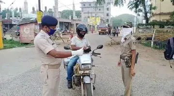 ଭଦ୍ରକରେ ଖୋଲିବ ବହି, ଷ୍ଟେସ୍‌ନାରୀ ଦୋକାନ