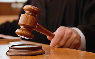 ଜଜ୍‌ଙ୍କୁ ଓକିଲଙ୍କ ଅଭିଶାପ, ଆପଣଙ୍କୁ କରୋନା ହେଇଯାଉ!