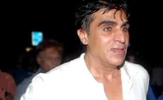 ଦୁଇ ଝିଅ ପରେ ଏବେ ପ୍ରଯୋଜକ କରିମ୍ ମଧ୍ୟ କରୋନା ପଜିଟିଭ୍