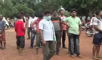 ଘରୁ ଡାକି ନେଇ ଗୁଳି ମାରି ଦେଲେ