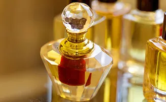 ଦେଶୀ ଶିଶିରେ ମହକିବ କନ୍ନୌଜ ଅତର...