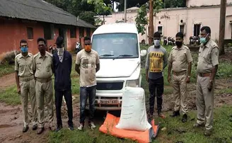 ଗଞ୍ଜେଇ ସହ ମିଳିଲା ଜାଲ୍‌ ନୋଟ; ନିଲମ୍ବିତ କନଷ୍ଟେବଳଙ୍କ ସମେତ ୩ ଗିରଫ