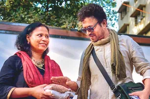 ଚାଲିଯାଇଛନ୍ତି ସ୍ୱାମୀ: କେତେବେଳେ କଇଁ ତ କେତେବେଳେ ବର୍ଷାରେ ଇର୍‌ଫାନ୍‌କୁ ଖୋଜୁଛନ୍ତି ପତ୍ନୀ