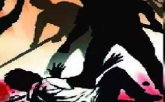 କମେଣ୍ଟ ମରାକୁ ନେଇ ହତ୍ୟାକାଣ୍ଡ; ଆଖି ବୁଜିଲେ ଜେଜେ ବାପା, ବାପା ଗୁରୁତର