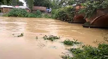 ବିପଦ ସଙ୍କେତ ଟପିଲା ଜଳକା