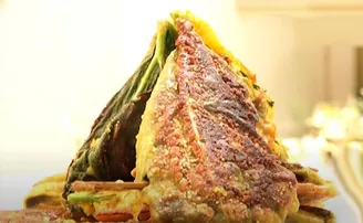 କଖାରୁ ପତ୍ର ଚିଙ୍ଗୁଡ଼ି ପିଠଉ- Traditional fried prawn recipe