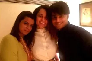 ସୁଶାନ୍ତଙ୍କ ସାଙ୍ଗ ସନ୍ଦୀପଙ୍କ ସହ କଙ୍ଗନାଙ୍କ ଫଟୋ ଭାଇରାଲ୍‌, ଲୋକଙ୍କ ପ୍ରଶ୍ନବାଣ