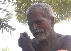 ଭିକ ମାଗି ପେଟ ପୋଷୁଛନ୍ତି ଶିକ୍ଷକ ପ୍ରଫୁଲ୍ଲ ମିଶ୍ର