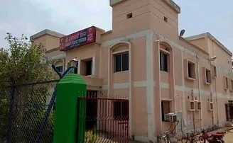 ଗାଁ ଦାଣ୍ଡରେ ଗୋଡ଼ାଇ ଗୋଡ଼ାଇ ହାଣିଦେଲେ