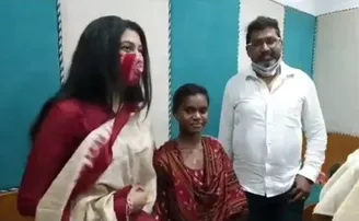 କଥା ଦେଇ କଥା ରଖିଲେ, ନମିତାଙ୍କୁ ଜଗନ୍ନାଥ ଭଜନ ଗାଇବାର ସୁଯୋଗ ଦେଲେ ବର୍ଷା