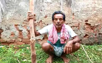 ବାପା ଠେଙ୍ଗା ମାଡ଼ରେ ଆଖି ବୁଜିଲା ପୁଅ