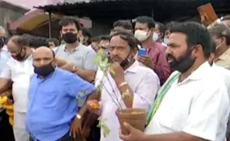 ମନ୍ତ୍ରୀ, ବିଧାୟକ ଉଲ୍ଲଂଘନ କଲେ କୋଭିଡ୍-୧୯ ନିୟମ, ଥାନାରେ ଅଭିଯୋଗ