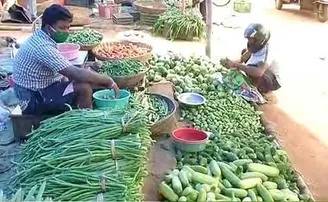 ଟଙ୍କା ୫୦୦ରେ ବି ଭରୁନି ପରିବା ବ୍ୟାଗ୍, କେତେ ସହିବ ଖାଉଟି!