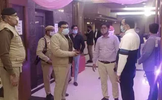 ବିନା ନିମନ୍ତ୍ରଣରେ ବାହାଘର ପାର୍ଟିକୁ ଯାଇ ପାରିବେ ପୁଲିସ୍‌ ଅଧିକାରୀ, ଜାଣନ୍ତୁ କାରଣ