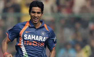 ଧୋନିଙ୍କ ନେତୃତ୍ୱରେ ଡେବ୍ୟୁ କରିଥିବା ଭାରତୀୟ କ୍ରିକେଟର୍ ନେଲେ ସନ୍ନ୍ୟାସ