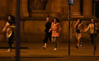 ଭିଏନାରେ ମୁମ୍ବାଇ ଆକ୍ରମଣର ପୁନରାବୃତ୍ତି: ସିସିଟିଭିରେ ଆତଙ୍କୀର ନରସଂହାରର ଚିତ୍ର