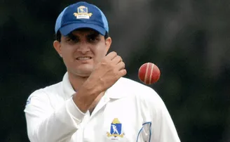 ଦୁନିଆର ସବୁଠାରୁ ବଡ଼ ଷ୍ଟାଡିୟମରେ ଗାଙ୍ଗୁଲିଙ୍କ ବିସ୍ଫୋରକ ଅର୍ଦ୍ଧଶତକ