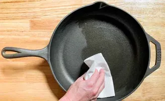 ନନଷ୍ଟିକ ପ୍ୟାନ୍‌କୁ କିଭଳି ଚମକାଇବେ, ଜାଣନ୍ତୁ