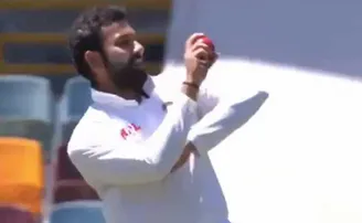 ମାତ୍ର ଗୋଟିଏ ବଲ୍‌ ବୋଲିଂ କଲେ ରୋହିତ ଶର୍ମା, ଦେଖନ୍ତୁ ଭିଡିଓ