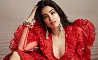 ସନ୍ନି ଲିଓନକୁ କପି କଲେ ଜାହ୍ନବୀ!