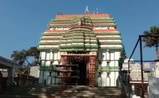 ଜଗନ୍ନାଥ ଓ ଦକ୍ଷିଣ କାଳୀ ମନ୍ଦିରରୁ ଲୁଟ୍