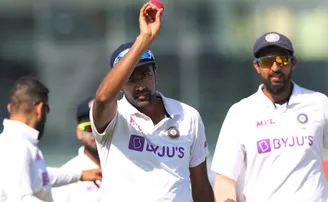 ଅଶ୍ୱିନଙ୍କ ବଡ଼ କାରନାମା, ପଛରେ ପଡ଼ିଗଲେ ଭଜି