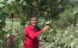 ଗାର୍ଡ଼େନ ପ୍ରେମରେ ଗୋବର୍ଦ୍ଧନ, ୱାର୍ଲଡ ବ୍ୟାଙ୍କ ଚାକିରି ଛାଡ଼ି କମାଉଛନ୍ତି ଲକ୍ଷାଧିକ ଟଙ୍କା