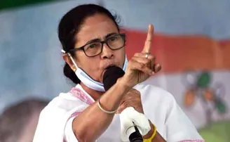 ମମତା ବାନାର୍ଜୀଙ୍କ ବିରୋଧରେ ଏଫଆଇଆର, 'ରାଜ୍ୟରେ ଗଣତନ୍ତ୍ର ବିପଦରେ'