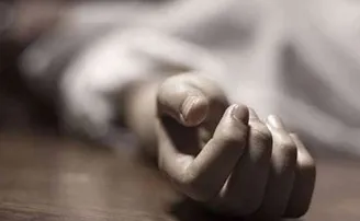 ଗଛରେ ଝୁଲିଛି ଯୁବତୀଙ୍କ ମୃତଦେହ; ହତ୍ୟା ନା ଆତ୍ମହତ୍ୟା