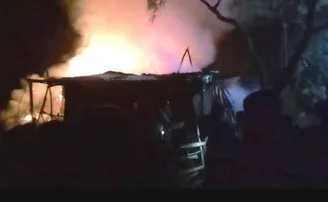 ଜଳିଗଲା ୧୦ ବଖରା ଘର, ୩ ଗୁରୁତର