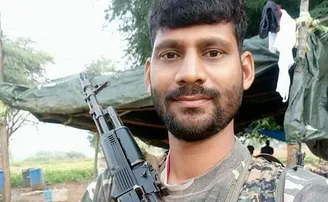 ଚଲା ବାଟରେ ଥିଲା ଷଡ଼ଯନ୍ତ୍ରର ବାରୁଦ, ସହିଦ ହୋଇଗଲେ ଯବାନ