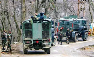 ଲଓ୍ୱୟପୋରା ଆତଙ୍କବାଦୀ ଆକ୍ରମଣ ମାମଲାରେ ଦୁଇ ଗିରଫ