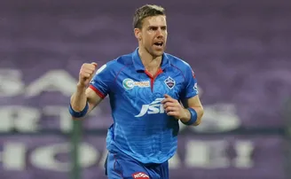 ଭୁଲ୍ କୋଭିଡ୍ ରିପୋର୍ଟର ଶିକାର ହେଲେ ଦିଲ୍ଲୀ କ୍ୟାପିଟାଲ୍ସର ଏହି ପେସର୍