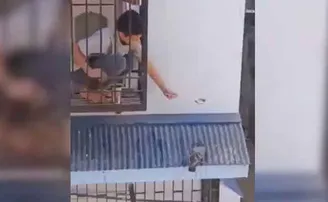 କଅଁଳ ବୟସର ନରମ ହୃଦୟ: ଭାଇରାଲ ହେଉଛି ଭିଡିଓ