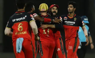 ଆଇପିଏଲ୍‌ ପୂର୍ବରୁ RCBକୁ ପୁଣି ଝଟ୍‌କା, ଆଉ ଜଣେ କ୍ରିକେଟର୍‌‌ଙ୍କୁ କରୋନା