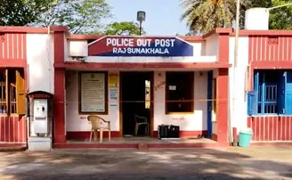 ସକାଳେ ଶୂନ୍‌ଶାନ୍ ଘାଟି ରାସ୍ତାରେ...