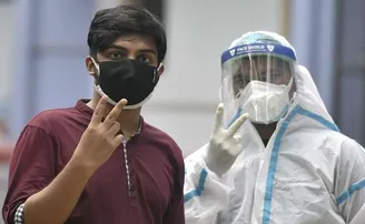 କମୁଛି ସଂକ୍ରମଣ, ୨୪ ଘଣ୍ଟାରେ ୩.୨୯ ଲକ୍ଷରୁ ଅଧିକ ଆକ୍ରାନ୍ତ ଚିହ୍ନଟ, ୩୮୭୬ ଜଣଙ୍କ ମୃତ୍ୟୁ