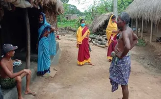 କରୋନା ଟିକା ନେବାକୁ ନାରାଜ ଗ୍ରାମବାସୀ  