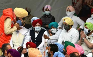 ବଢ଼ିଲା କଂଗ୍ରେସ କନ୍ଦଳ, ଉପମୁଖ୍ୟମନ୍ତ୍ରୀ ପଦକୁ ସିଦ୍ଧୁଙ୍କ ନା