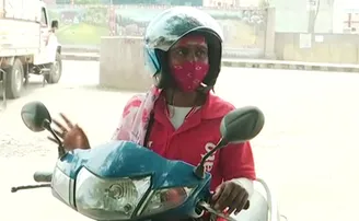 ଲକଡାଉନ୍ ଛଡ଼ାଇ ନେଲା ଅନିତାଙ୍କ ଚାକିରି, ଏବେ ସାଜିଛନ୍ତି ଜମାଟୋ ଗାର୍ଲ