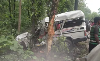 ଓଲଟିଲା ପୁଲିସ୍ ଭ୍ୟାନ୍: ଜଣେ ମୃତ, ୪ ଗୁରୁତର