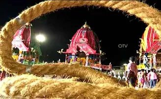 ଅପେକ୍ଷା କରିଛି ତିନି ରଥ: ଆସିବେ ଭଗବାନ, ଆସିବେନି ଭକ୍ତ...